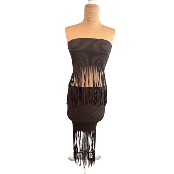 Zara Ribbed Strapless Dress in Chocolate Brown - Picture 2 of 5